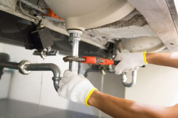 Entreprise de plomberie pour réparer un chauffe-eau en panne rapidement dans le 92